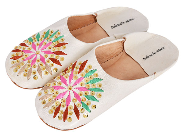 Embroidered slippers - image 3