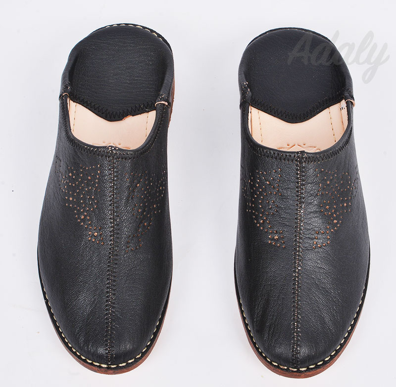Round Toe Assala slippers - image 7