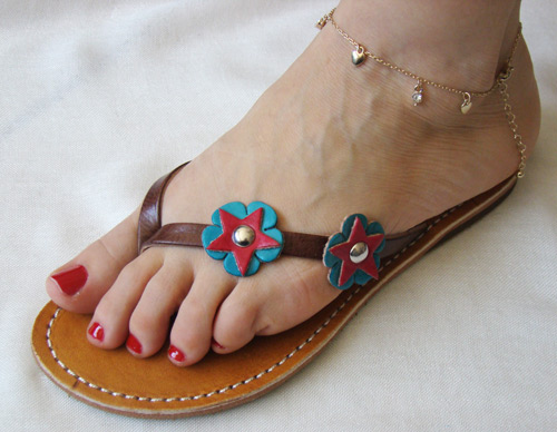 Handicraft sandals